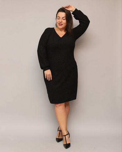 Royalfashion Trblietavé dámske šaty pred kolená v čiernej farbe PLUS SIZE