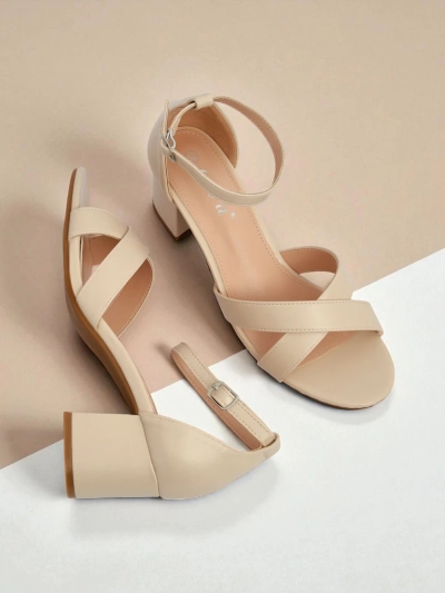 Royalfashion Dámske sandále s nízkym blokovým opätkom Eleganza Strap