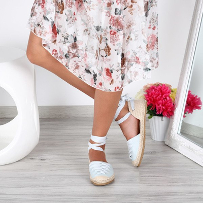 Niebieskie espadryle wiązane wstążką Balea - Obuwie