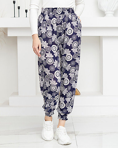 Námornícko-biele dámske nohavice s potlačou PLUS SIZE - Oblečenie