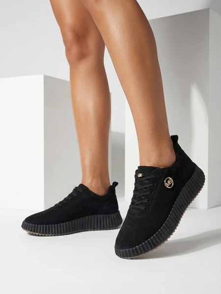 Royalfashion Dámske perforované športové tenisky Tobin