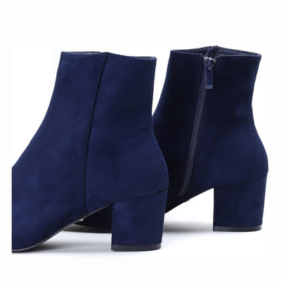 Granatowe botki z ozdobnym noskiem Hayley - Obuwie