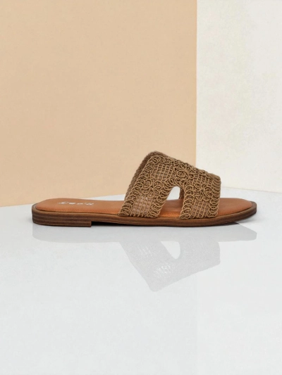 Rpyalfashion Dámske sandále s ozdobným remienkom Braida