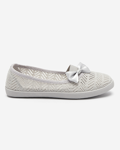 Svetlošedé dievčenské slip-on tenisky s prelamovaným zvrškom Locuni - Obuv