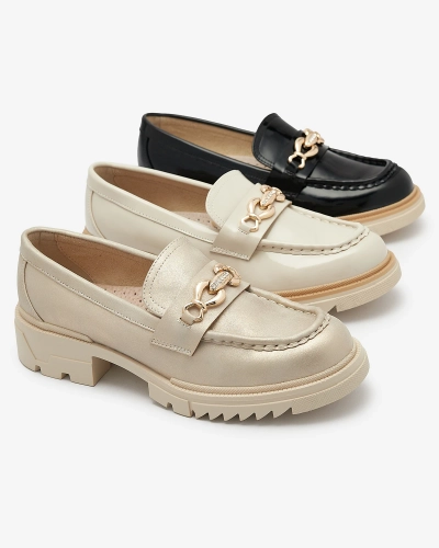 Čierne lakované dámske mokasíny s retiazkou Sotella - Obuv