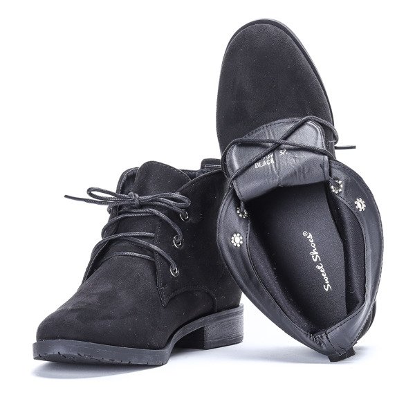 Czarne sztyblety Helen- Obuwie