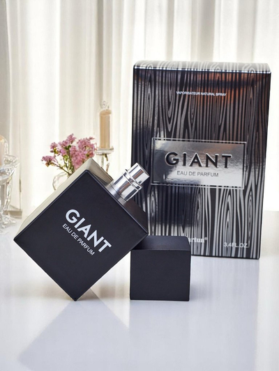 Inšpirovaný parfumovanou vodou pre mužov Giant Black