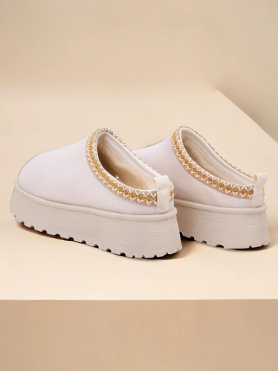 Royalfashion Krátke topánky v štýle dámskych snehových čižiem Flufi