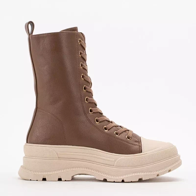 OUTLET Svetlohnedé dámske vysoké čižmy na plochých podpätkoch Magara - Topánky