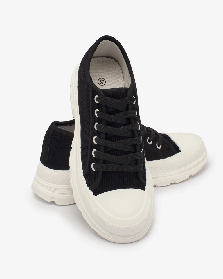 Royalfashion Čierne dámske tenisky na platforme Spollero