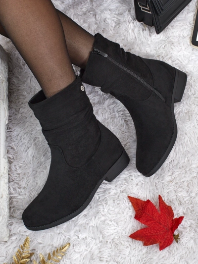 Visoki ženski gležnarji iz eko semiša Norvia