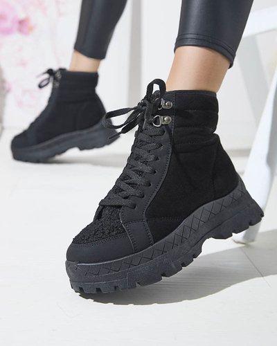 OUTLET Dámske zateplené trapérové čižmy v čiernej farbe Wosser- Obuv