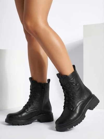 Eko usnjeni ženski gležnarji na vezalke Nometa