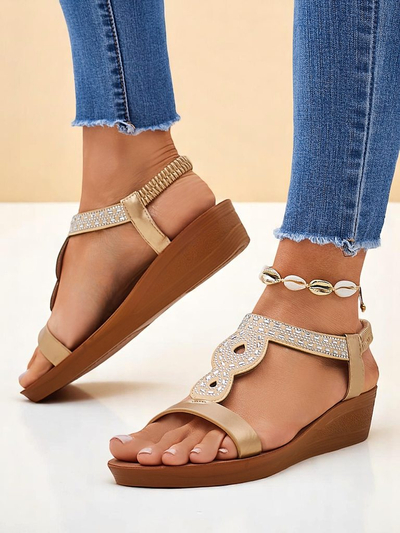 Ženski sandali s polno peto Aurelia Royalfashion zlati ekološko usnje