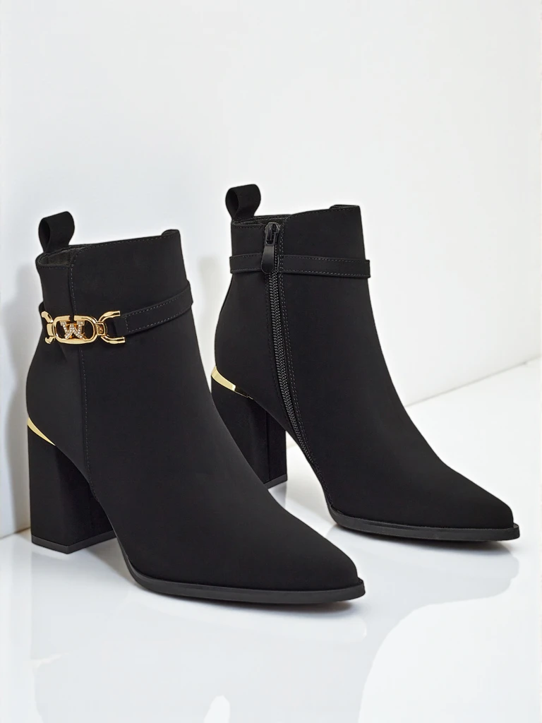 Ženski gležnjarji iz eko semiša s peto Ostirena