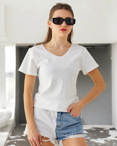 Royalfashion Dámske bavlnené tričko s čipkou na chrbte