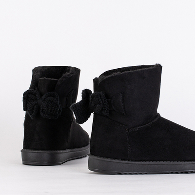 Ženski gležnjarji Aurelia v črni barvi z ravno peto