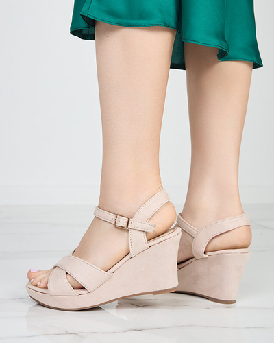 OUTLET Béžové dámske klinové sandále Deklis - Obuv