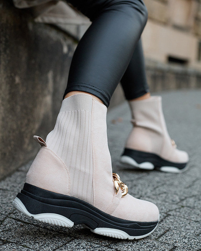 Dámske béžové zateplené čižmy z eko-semišu Cuzitta- Obuv