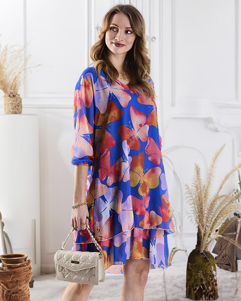 Dámske šaty po kolená v námorníckej modrej farbe s potlačou a volánom - Oblečenie