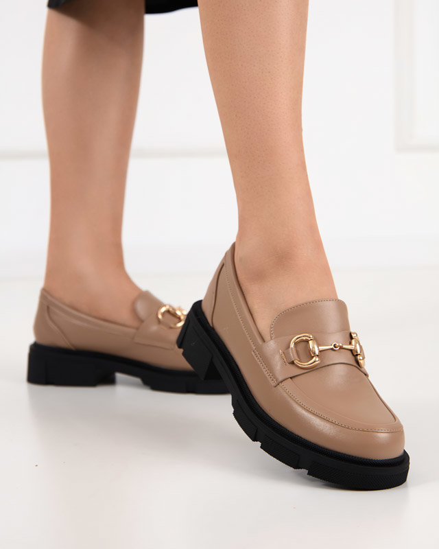 OUTLET Svetlohnedé dámske topánky s ozdobou na nose Veteca - Obuv