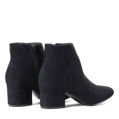 Czarne botki na wyższym słupku Lyanna- Obuwie