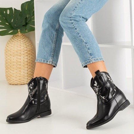Čierne kovbojské topánky a'la ploché podpätky Walter - Obuv