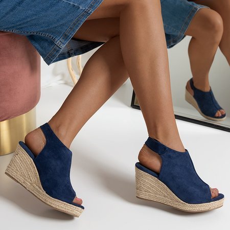 Dámske námornícke modro-semišové klinové sandále Irenea - Obuv