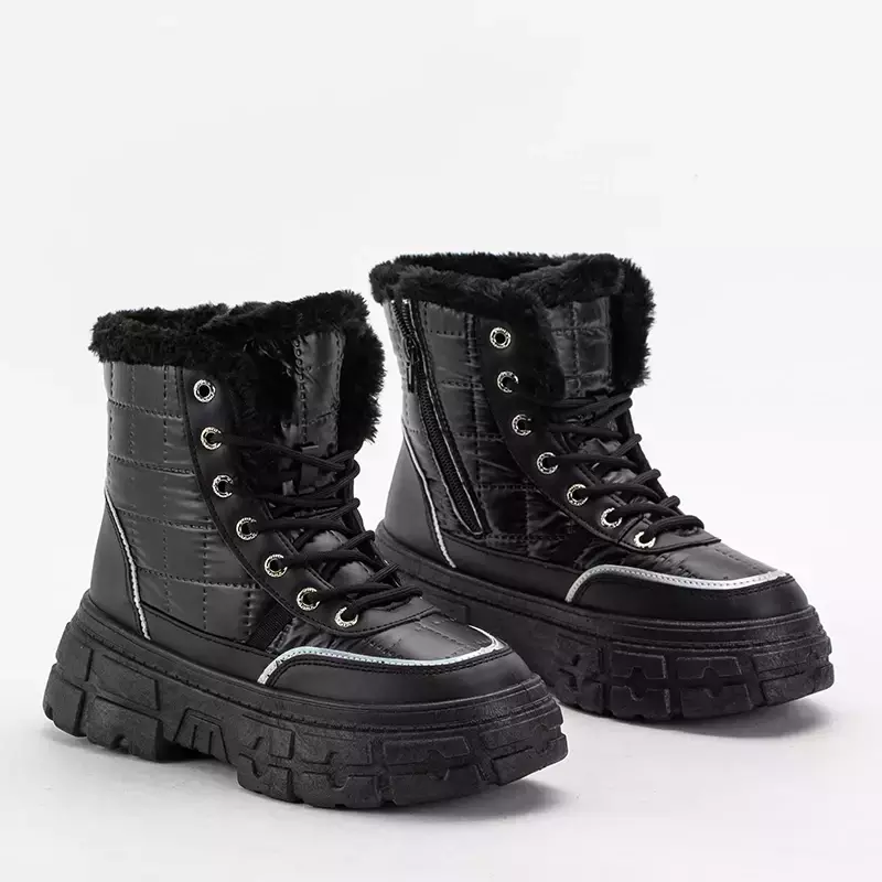 OUTLET Dámske čierne snehule na plochých podpätkoch značky Lomiksu - Footwear