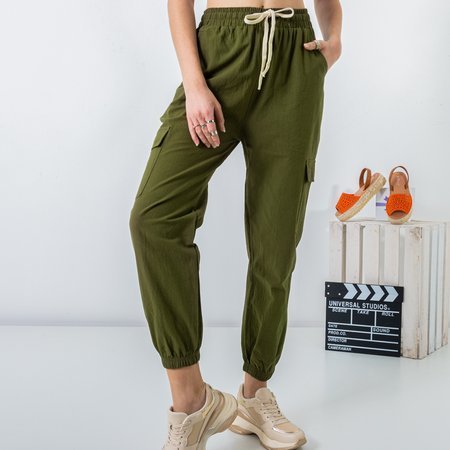 Tmavo zelené dámske nákladné nohavice PLUS VEĽKOSŤ - Oblečenie