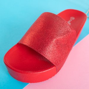 Červené sandále na platforme s kovovým pásikom Wenda - Obuv