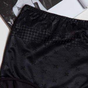 Čierne dámske bavlnené nohavičky PLUS VEĽKOSŤ - Spodná bielizeň