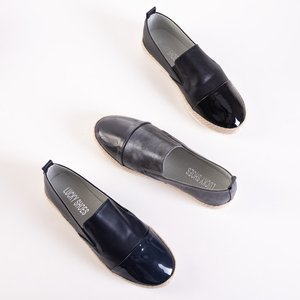 Čierne dámske návleky na espadrilky s lakovanou špičkou od firmy Tidesa - Obuv