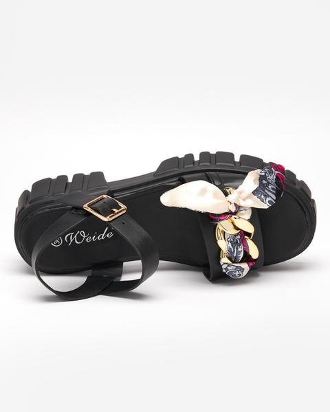 Čierne dámske sandále na plochých podpätkoch so zdobením Terileka - Obuv