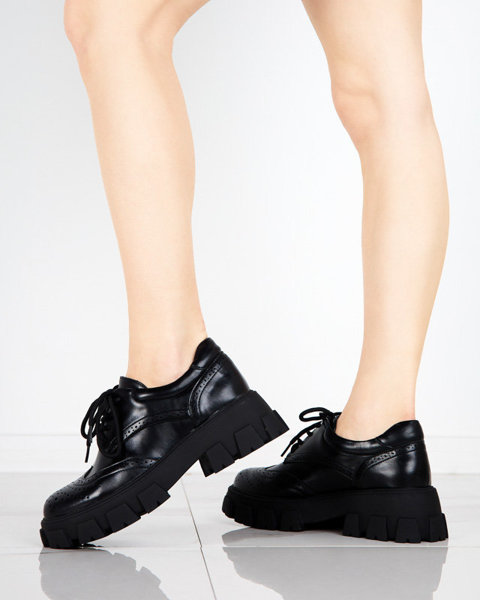 Čierne dámske topánky s prelamovaným akcentom Uneri - Obuv