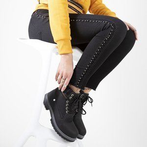 Čierne dámske zateplené topánky od firmy Magiten - Footwear