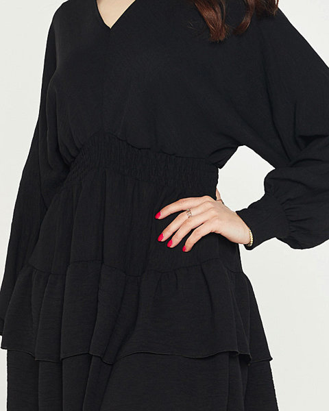 Čierne krátke dámske šaty s volánmi - Oblečenie