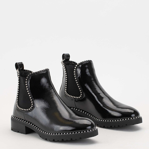 Čierne lakované čižmy s ozdobnými kamienkami na zvršku Pefisi-Footwear