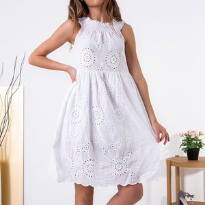 Dámske biele vzorované šaty s prelamovanou výšivkou - Oblečenie