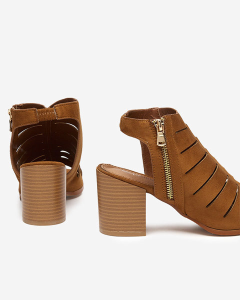 Dámske sandále s hnedými výrezmi Athief - Obuv
