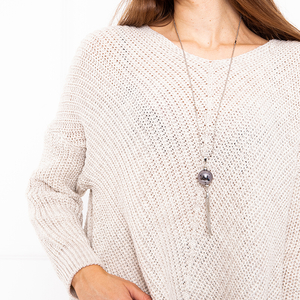 Dámsky béžový sveter s náhrdelníkom - Oblečenie