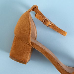 Hnedé dámske sandále na nízkom stĺpiku Mohato - Obuv