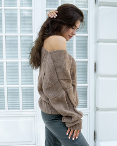 Hnedý dámsky sveter - Oblečenie