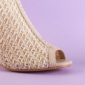 OUTLET Béžové dámske sandále na postave Tairi - Obuv