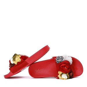OUTLET Červené papuče s ozdobnými kvetmi Judith - topánky