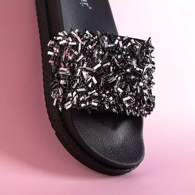 OUTLET Čierne dámske papuče na platforme s kubickými zirkónmi Lomine - Obuv