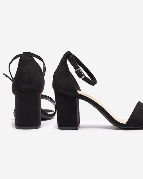 OUTLET Čierne dámske sandále na podpätku Xiadia- Obuv
