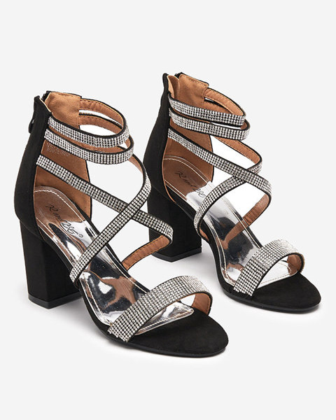 OUTLET Čierne dámske sandále na podpätku so zirkónovými pásikmi Nitorsi - Obuv