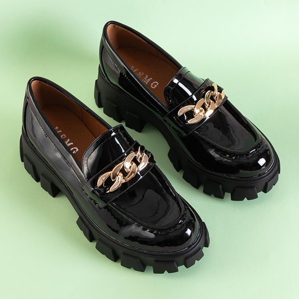 OUTLET Dámske čierne lakované slip on topánky s retiazkou Guinewra - Footwear
