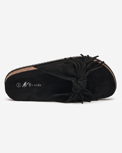 OUTLET Dámske papuče so strapcami čiernej farby Guttis- Footwear